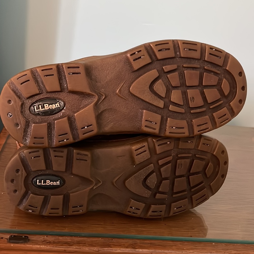 L.L. Bean ladies boots. - Picture 8 of 9